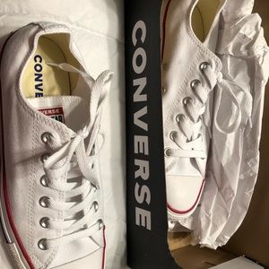 Never worn Converse